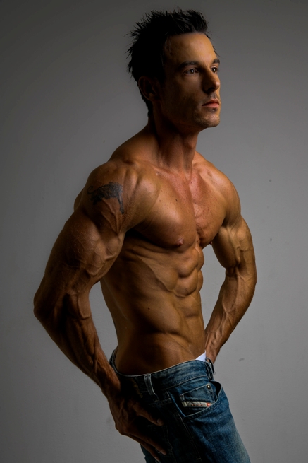 Adam Bates fitness model supplements